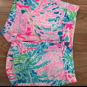 Lilly Pulitzer short